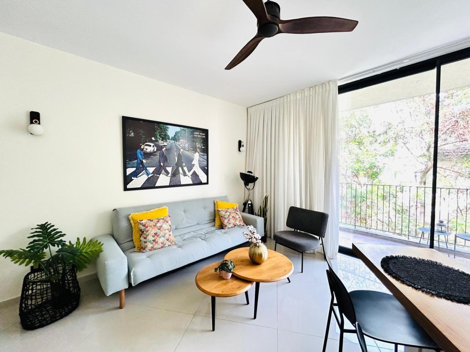 Tel-Aviv Center, Near The Beach, Terrace, 2 People 外观 照片